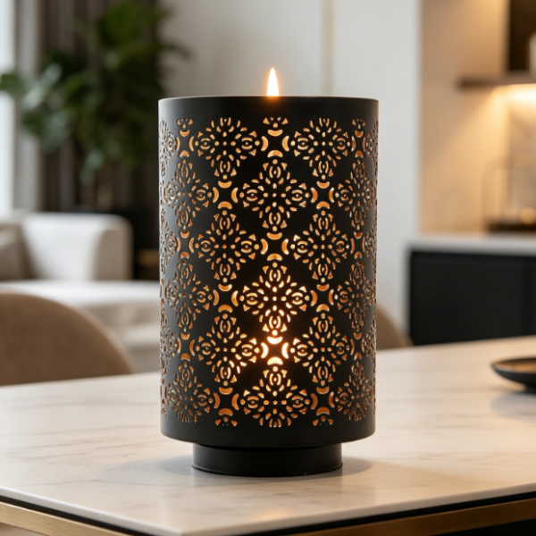 Diamond-Cut Metal Candle Holder—Essential For Weddings And Spa Decor