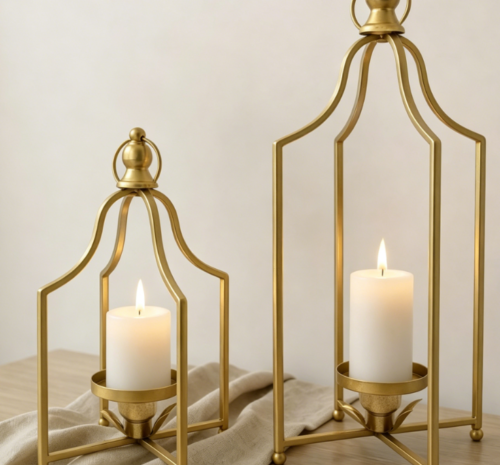 Classic Vintage Iron Lantern Candle Holder—Farmhouse-Style Warm Lighting